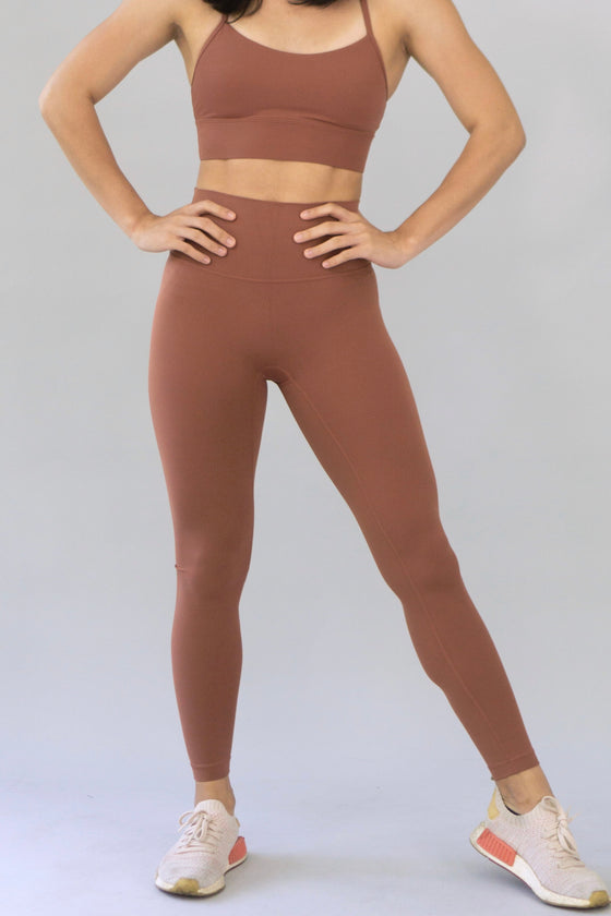 Movement Leggings in Dark Toffee