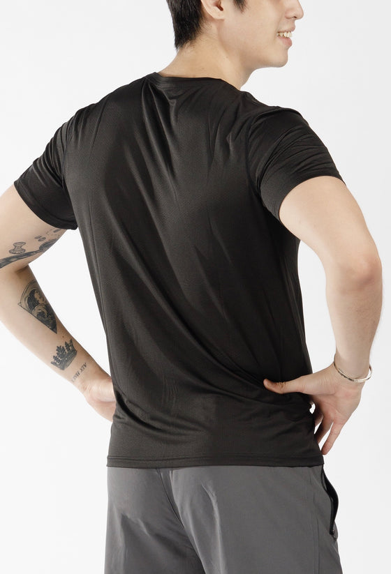 Air Tech Shirt in Black