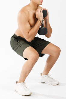 Runner Shorts in Dark Army Green