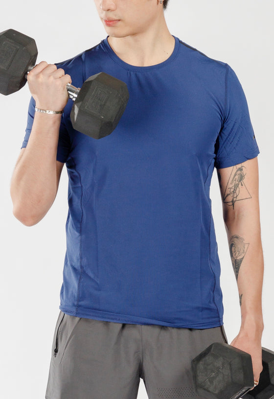 Air Tech Shirt in Navy