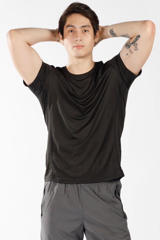 Air Tech Shirt in Black