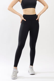  Core Leggings in Black