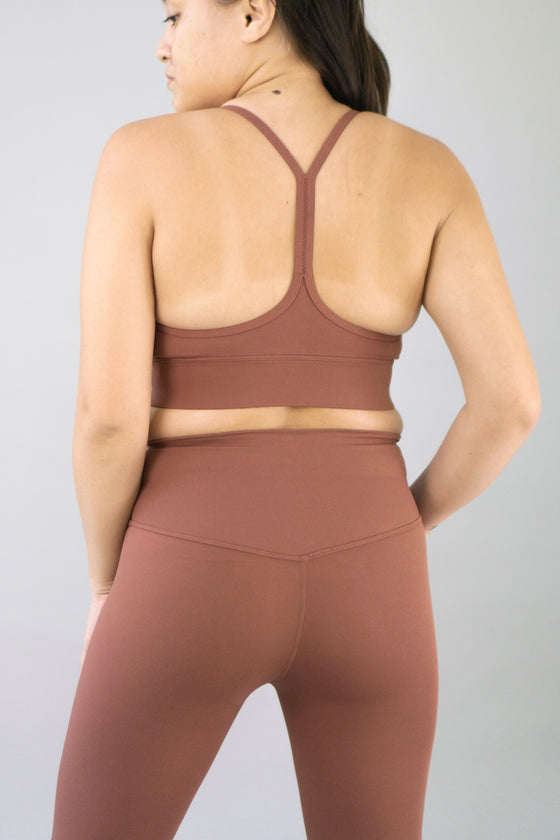 Movement Bra in Dark Toffee